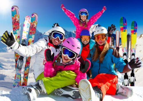 ACCOMMODATION + LIFT PASS - 4 days (2 adults + 2 child 6-11 years old + 1 junior 12-17 years old)